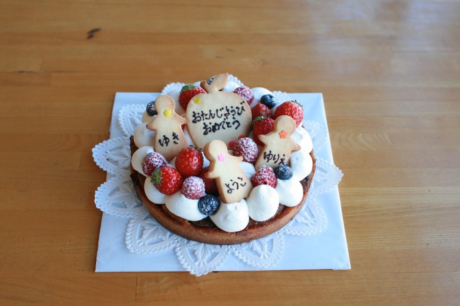 バースデーケーキ　女の子