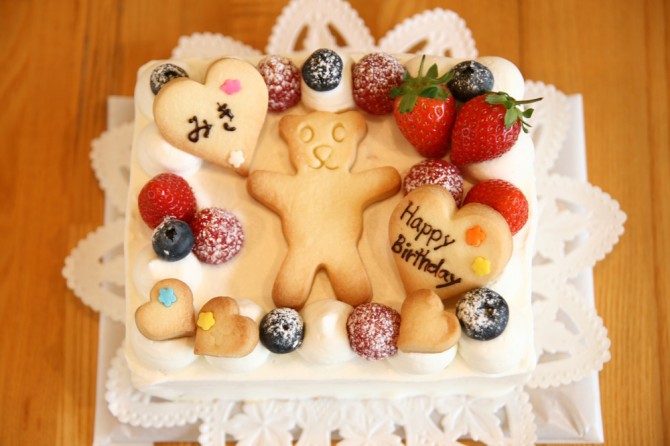 バースデーケーキ　くま