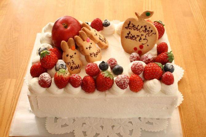 3人のバースデーケーキ