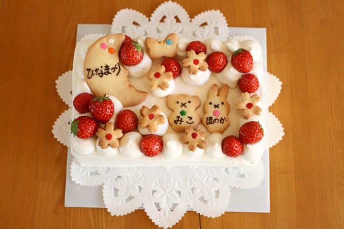 ひな祭りのケーキ