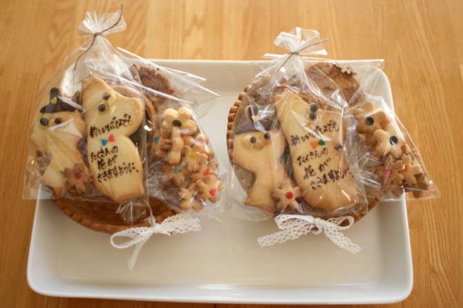 お手紙クッキー<br>お花のクッキー