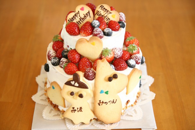 バースデーケーキ＆ウエディングケーキ<br>オーダー 2段のケーキ