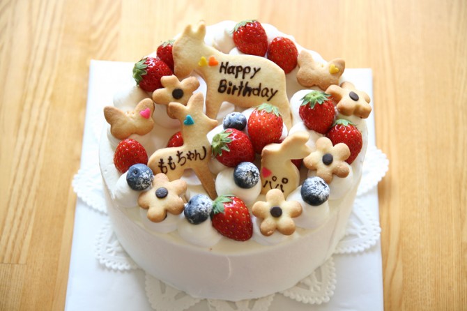 バースデーケーキ<br />動物のクッキー