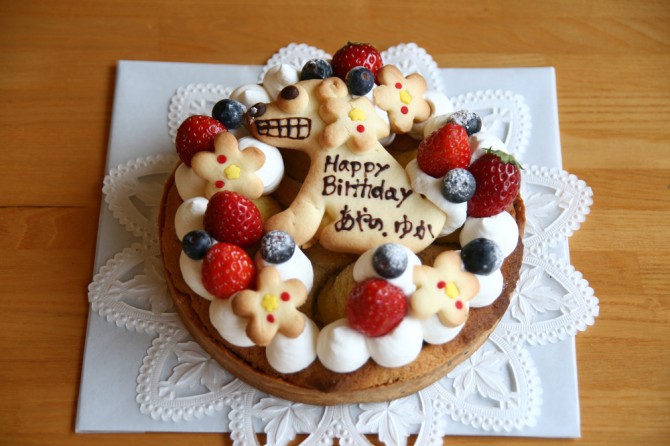 バースデーケーキ<br>誕生日のケーキ