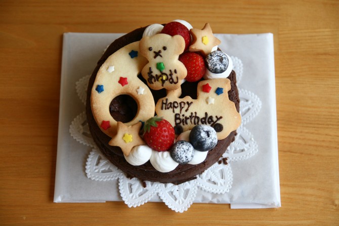 バースデーケーキ<br>チョコレートケーキ