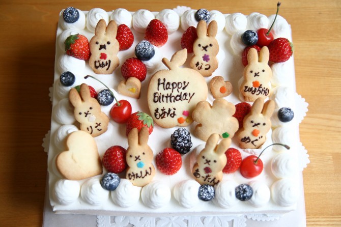 お誕生日ケーキ