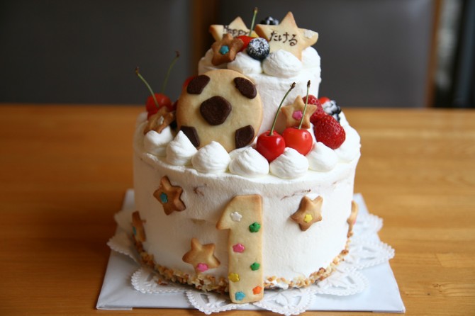 １７センチの２段のケーキ