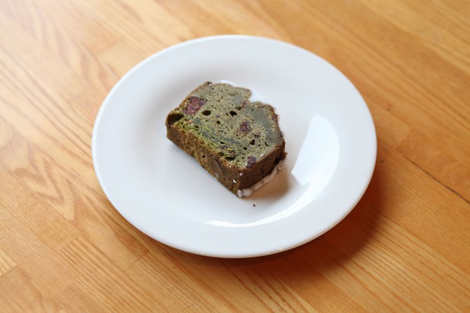 抹茶とゴロゴロチョコのパウンドケーキ