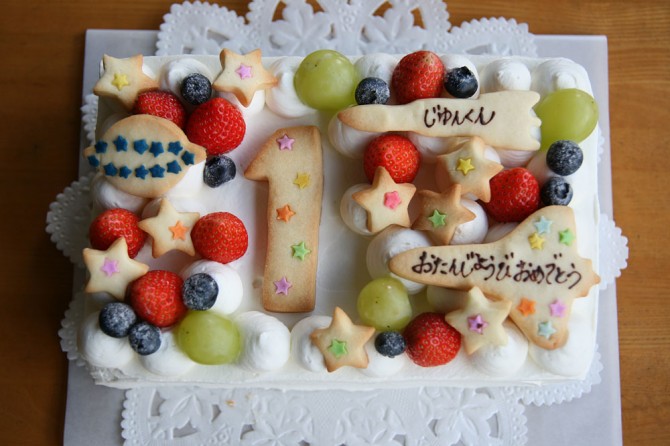 バースデーケーキ<br>宇宙