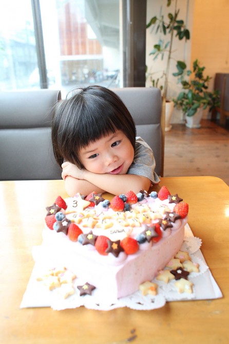 HappyBirthday.3<br>娘のお誕生日ケーキ