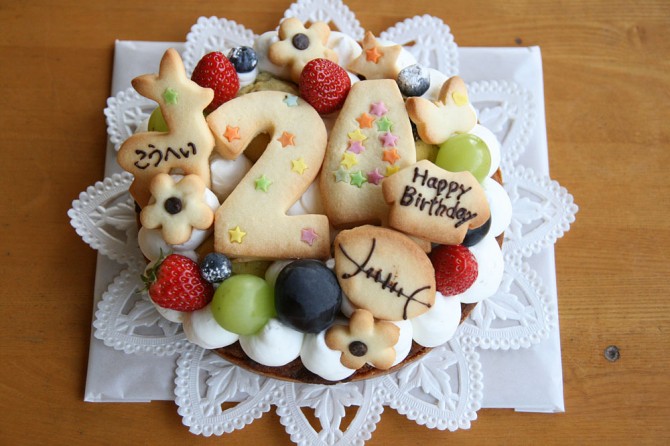 バースデーケーキ<br>サツマイモのタルト