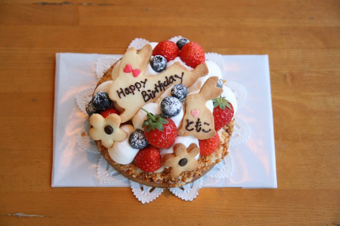バースデーケーキ<br>うさぎ
