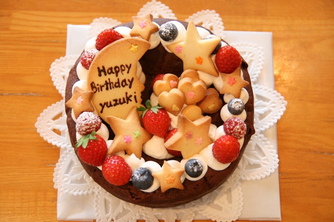 バースデーケーキ<br>チョコレートケーキ