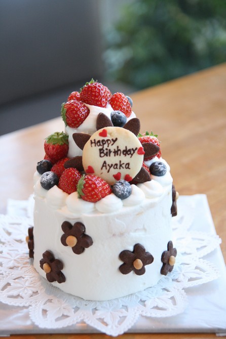 小さな２段のケーキ