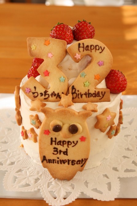 小さな２段のケーキ