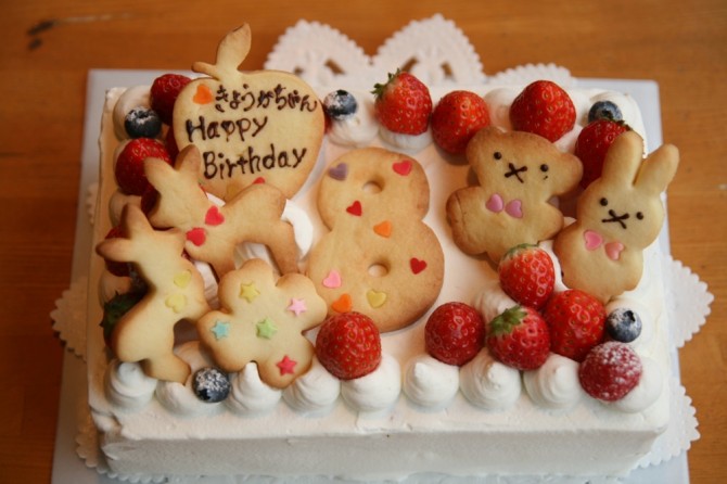 スポンジケーキ