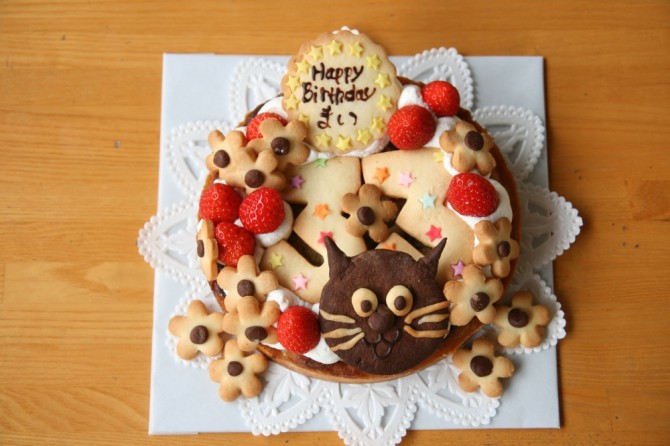 バナナのタルトのバースデーケーキ