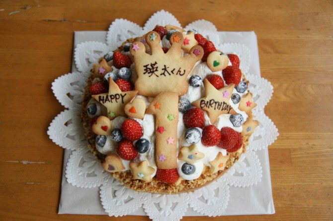 タルトのバースデーケーキ