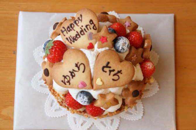 結婚お祝いケーキ
