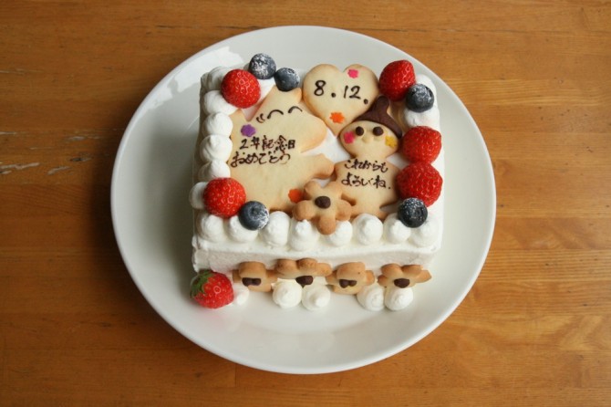 小さなスポンジケーキ