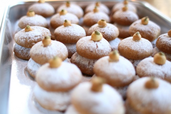 年内の営業は２９日まで。