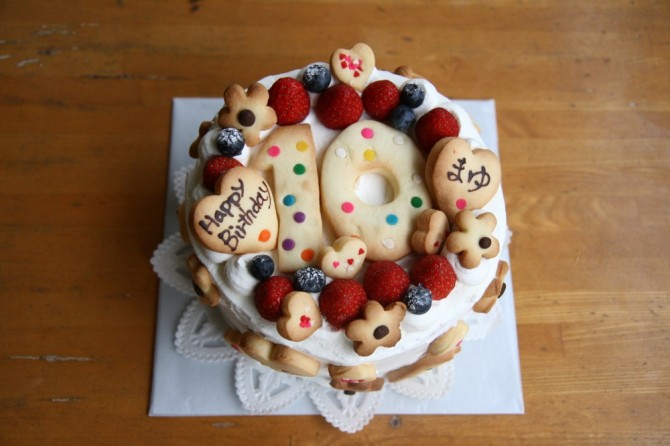 シフォンケーキのバースデーケーキ