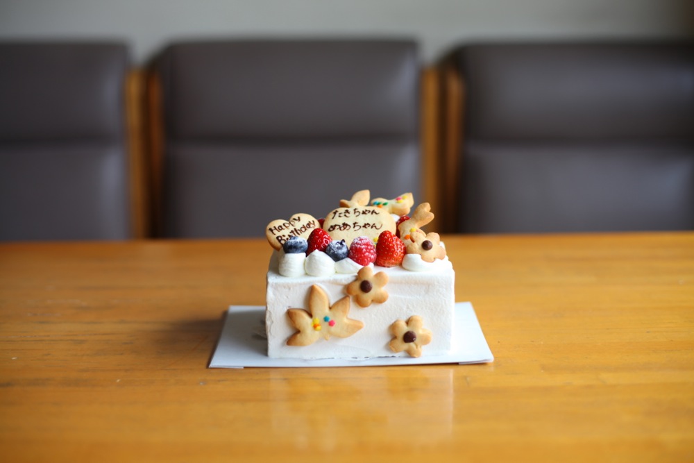 ケーキのサイズ感 Cafe Cible 名古屋市熱田区の焼き菓子とタルトのお店