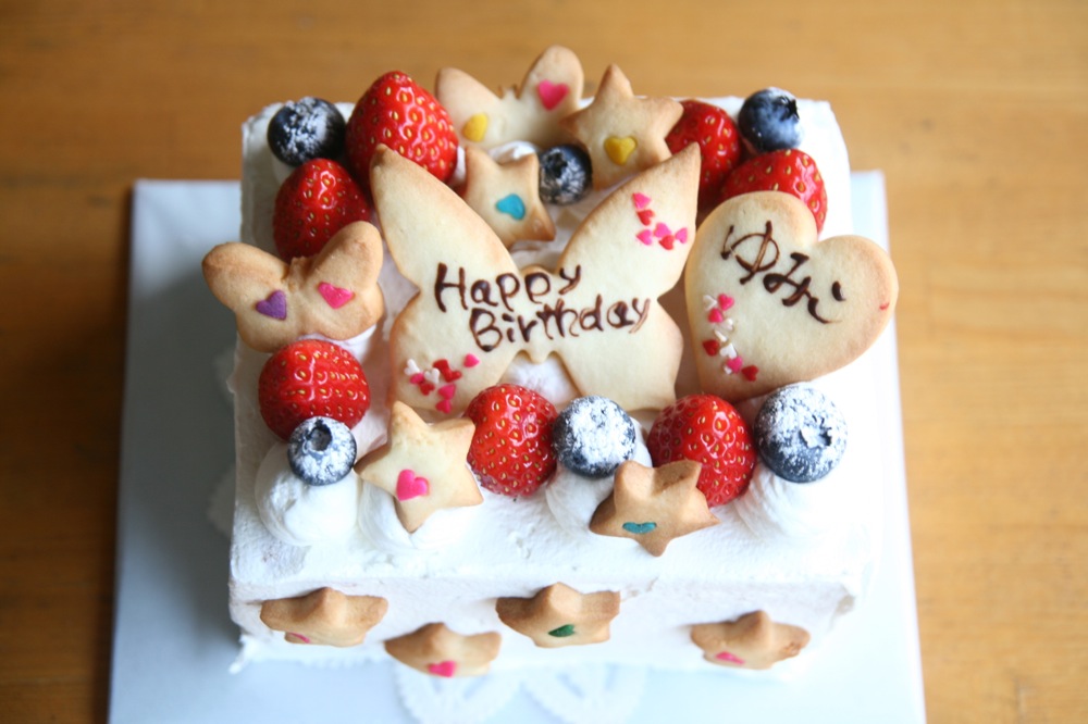 小さなスポンジケーキ