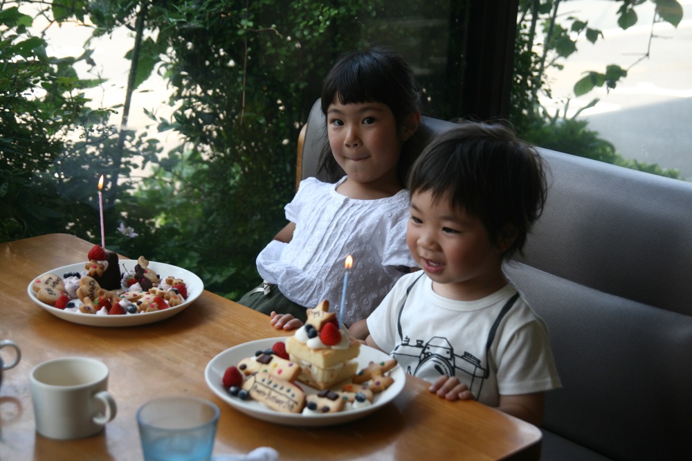 お店で、パーティー。