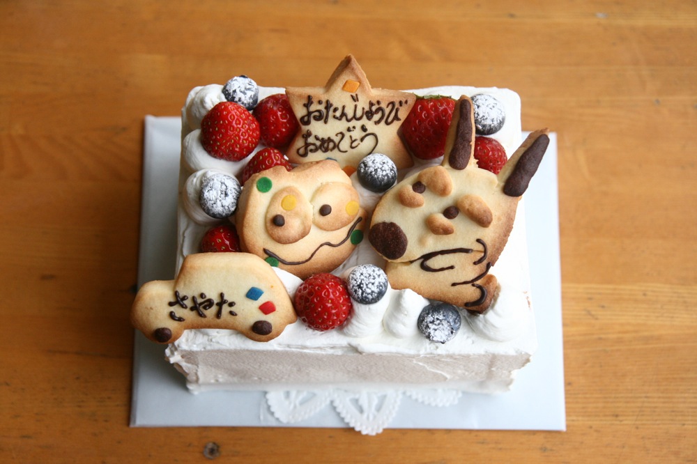 小さなスポンジケーキ