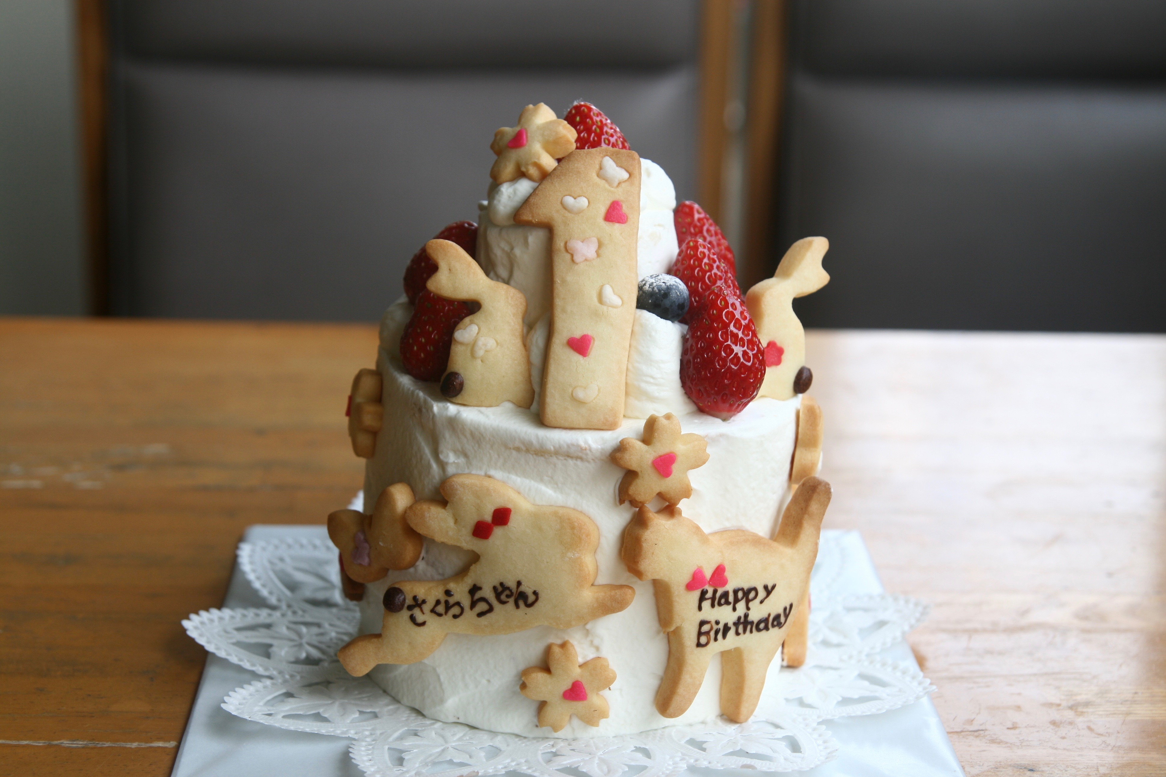 小さな２段のケーキ