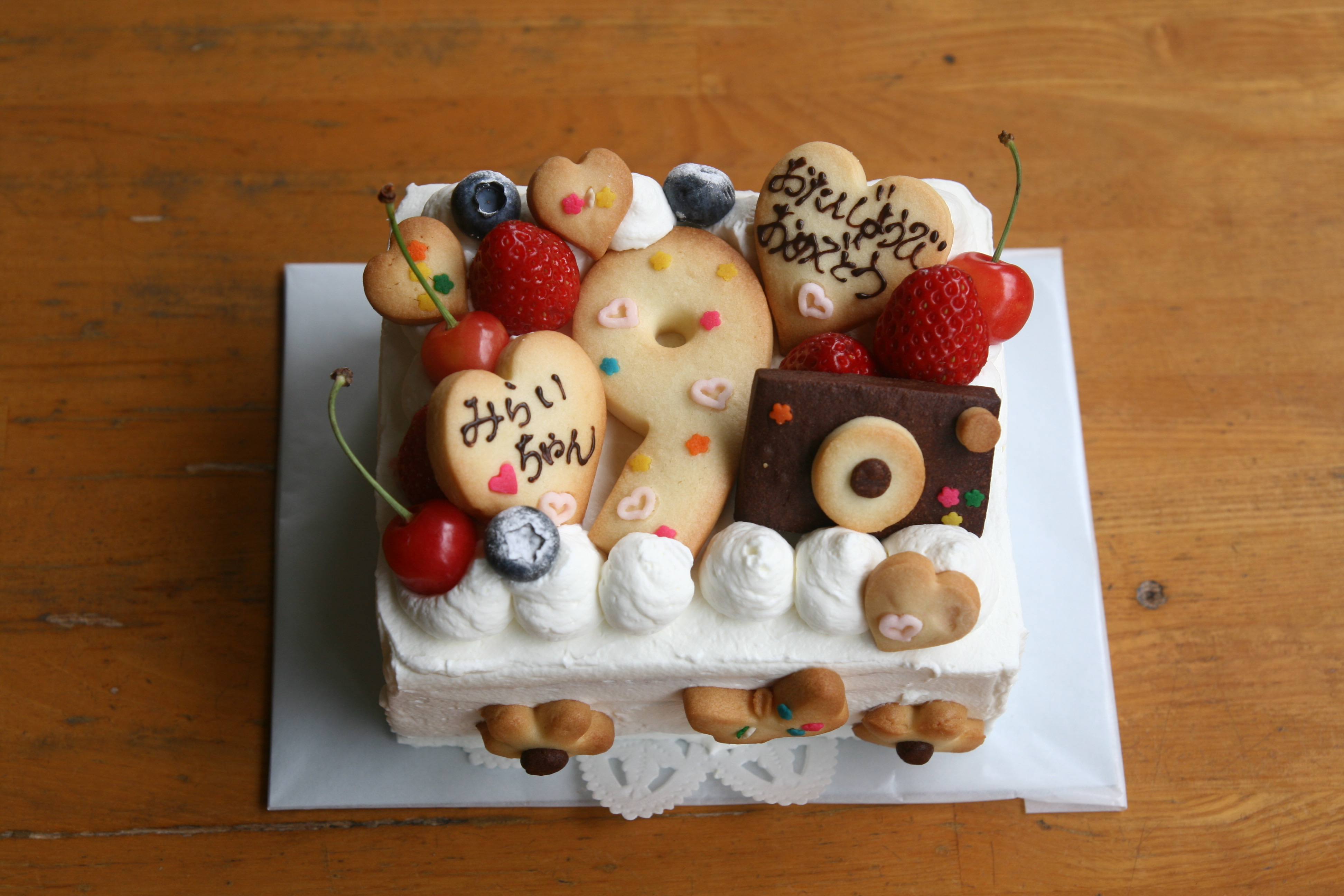 スポンジケーキのバースデー