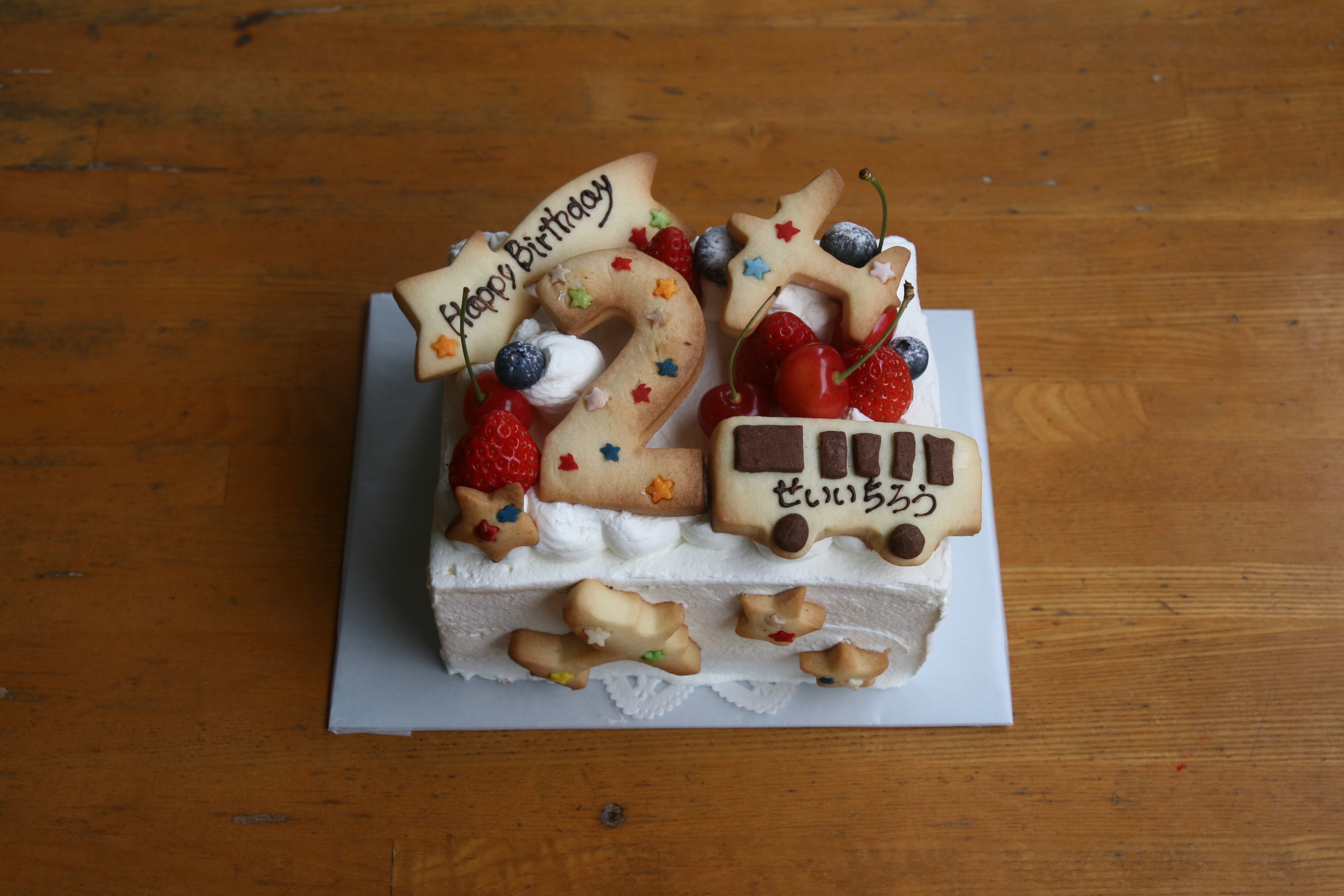 小さなケーキ四角いスポンジケーキ