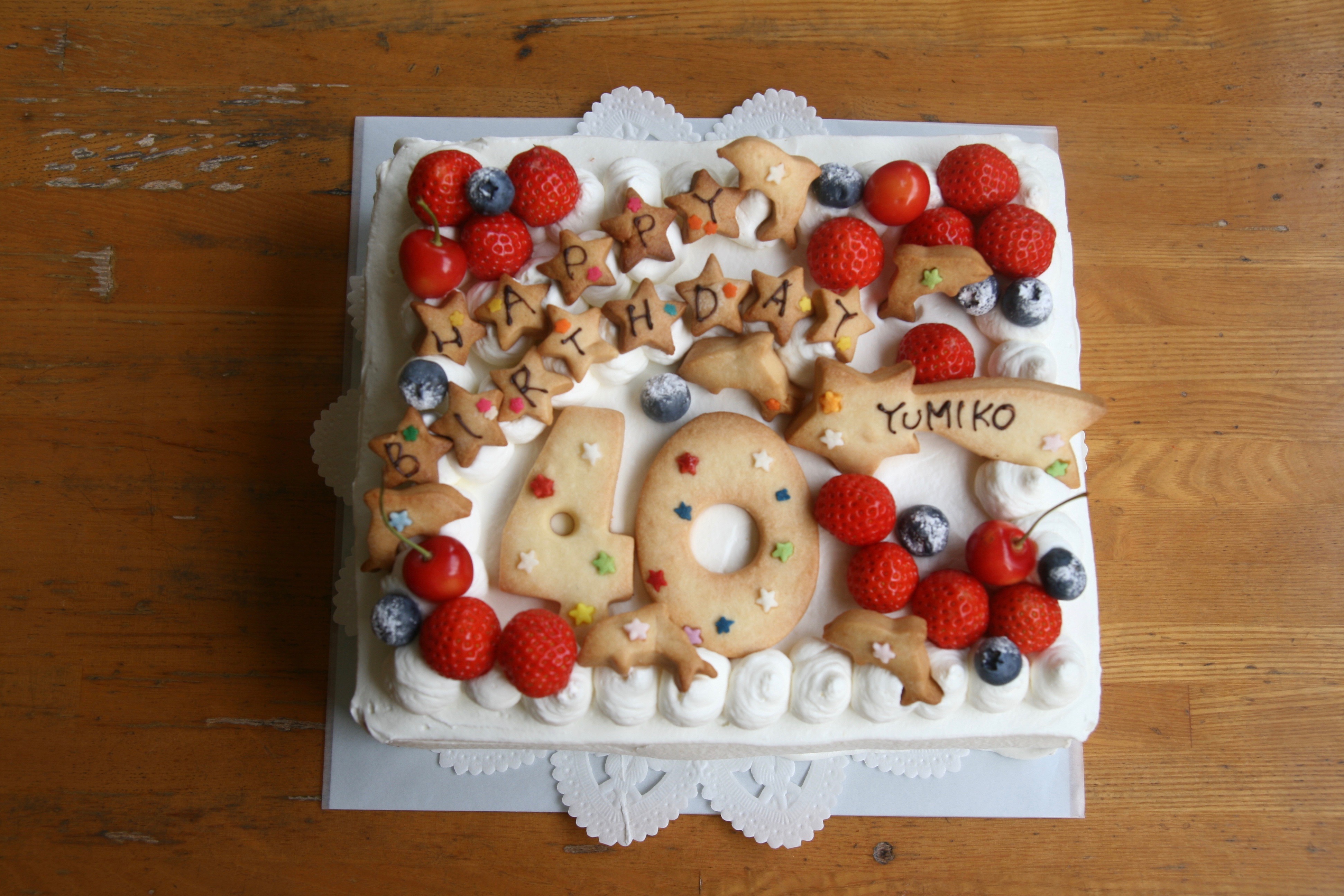 大きなスポンジケーキ