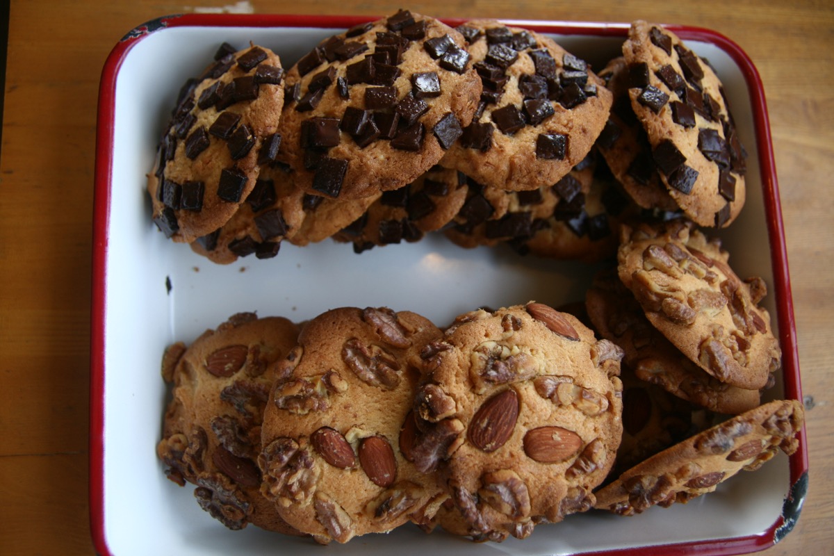 明日から通常営業です。